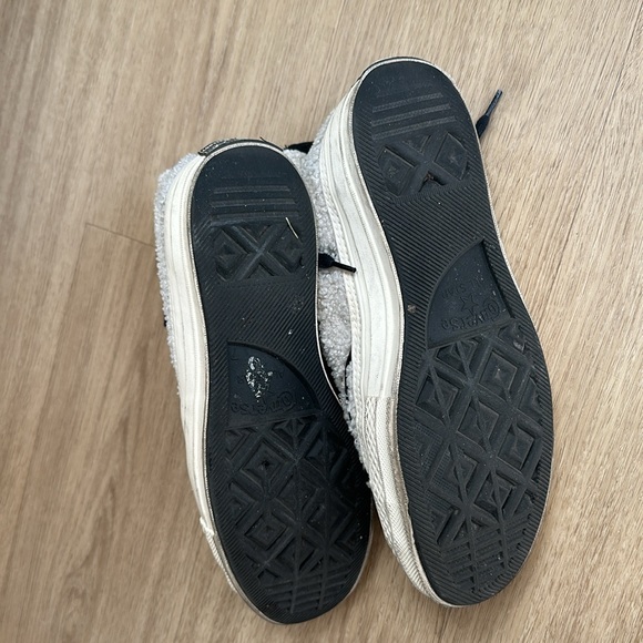 Sherpa Hi-Top Converse - Picture 6 of 6